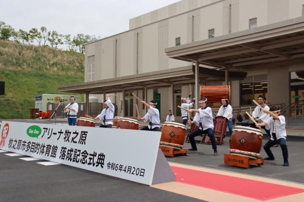 榛原太鼓の演奏