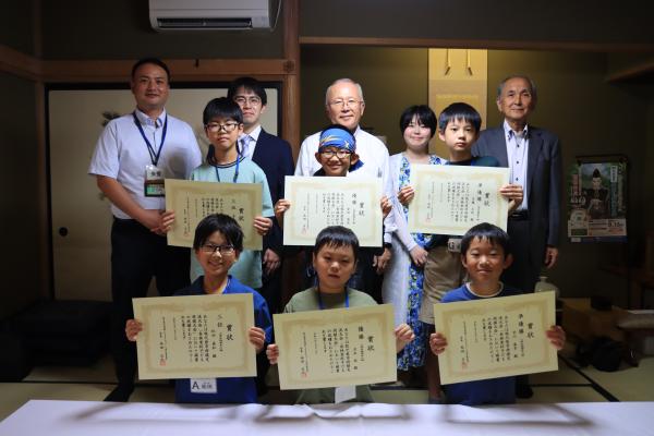 子ども将棋大会　上位者記念写真