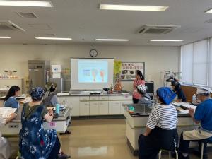 市の健康課題「高血圧」について学んでいます。