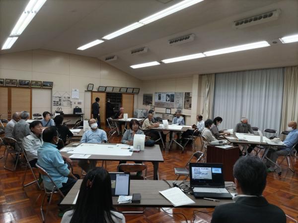 令和８年度議会報告会の様子
